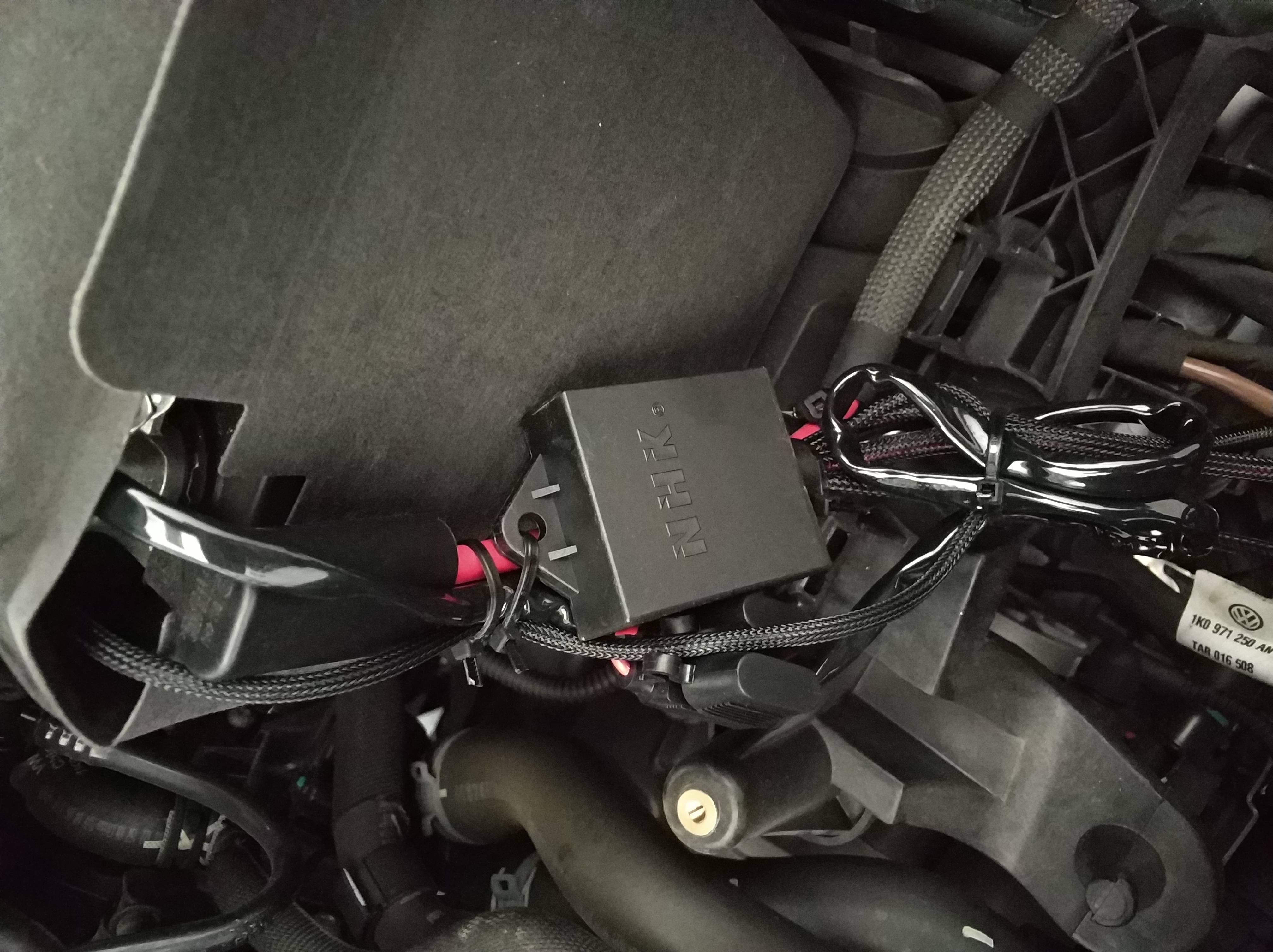 速腾改透镜氙气灯违法吗,速腾改氙气灯方案