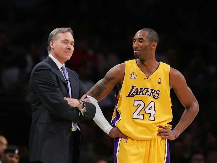 火箭队进攻安东尼,火箭队进攻勇士队