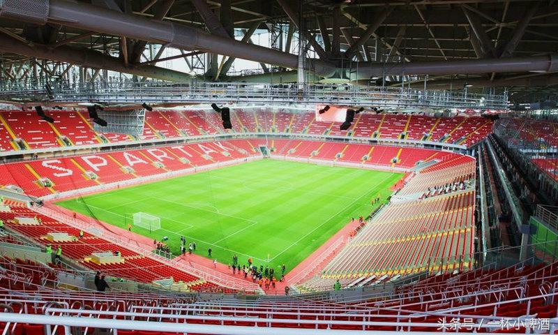 来自“熊”的世界：战斗名族——俄超球场系列