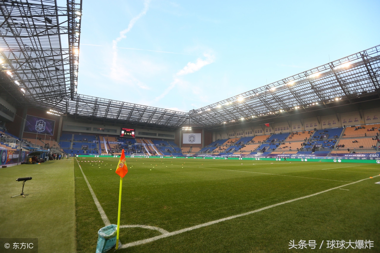 中国目前在修建的专业足球场,中国即将建成的专业足球场