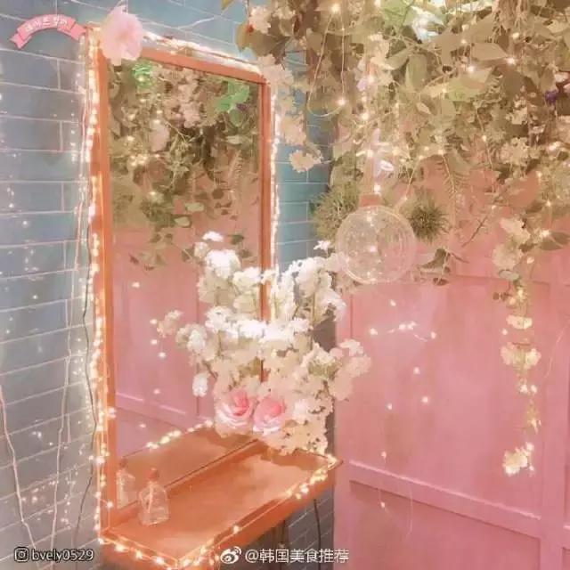 为喜欢自拍的小仙女打造的咖啡店！据说90%的韩国妹子都去打过卡