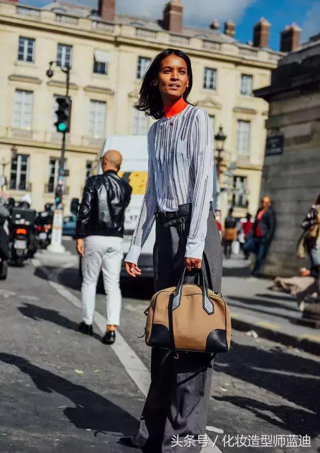 适合夏季的色彩穿搭,适合夏天的配色