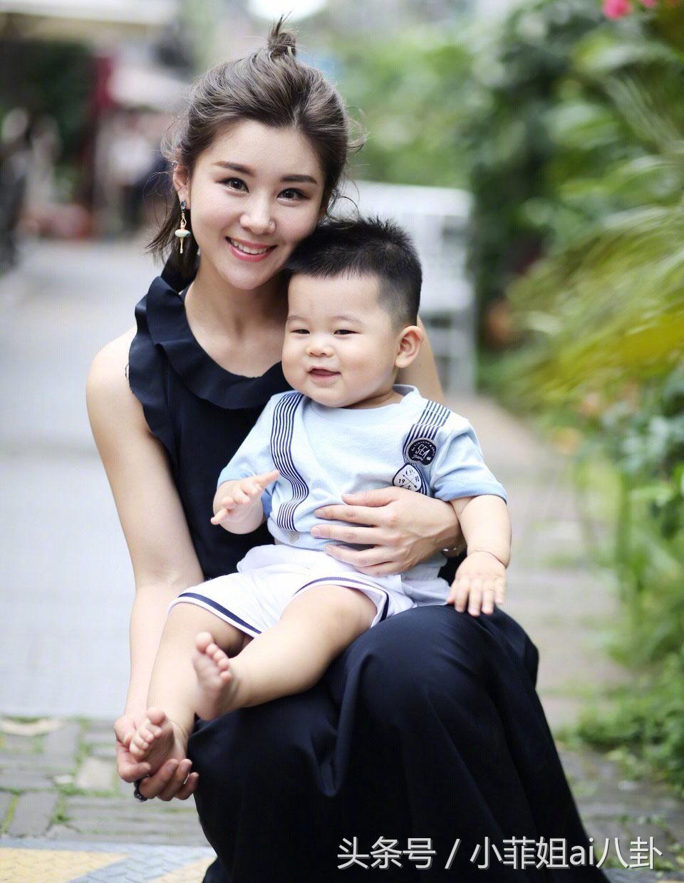 王雷李小萌恩爱夫妻日常生活,李小萌王雷夫妻视频片段