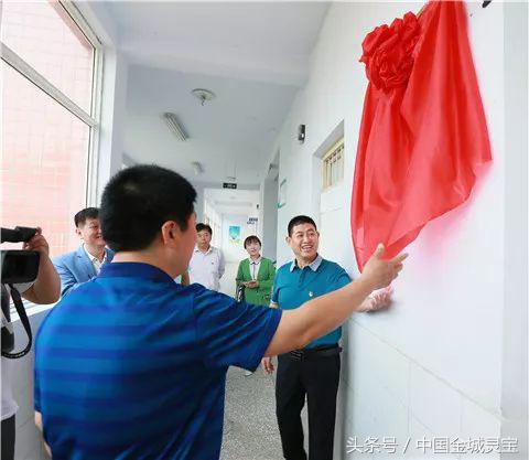 红色基因代代传二年级,红色基因代代传承小学生宣讲稿