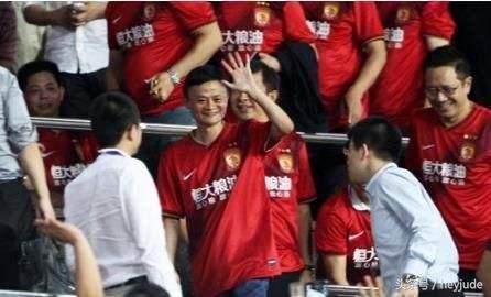 足坛史上粉丝最多的球队,足球史上粉丝最多的球员是谁