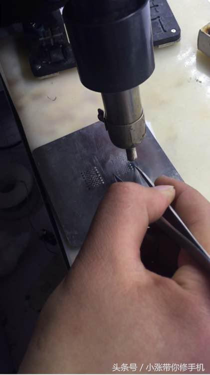 iphone6s内存太满导致无限白苹果,iphone6s内存不足无法开机