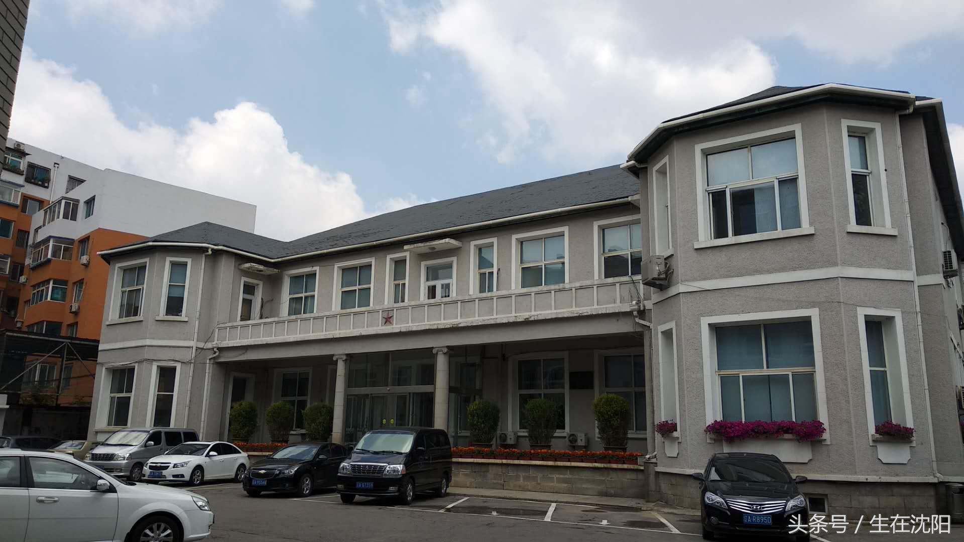 东北一句老话叫杂乱无章，扬长而去，奉军的人物——吴大舌头公馆