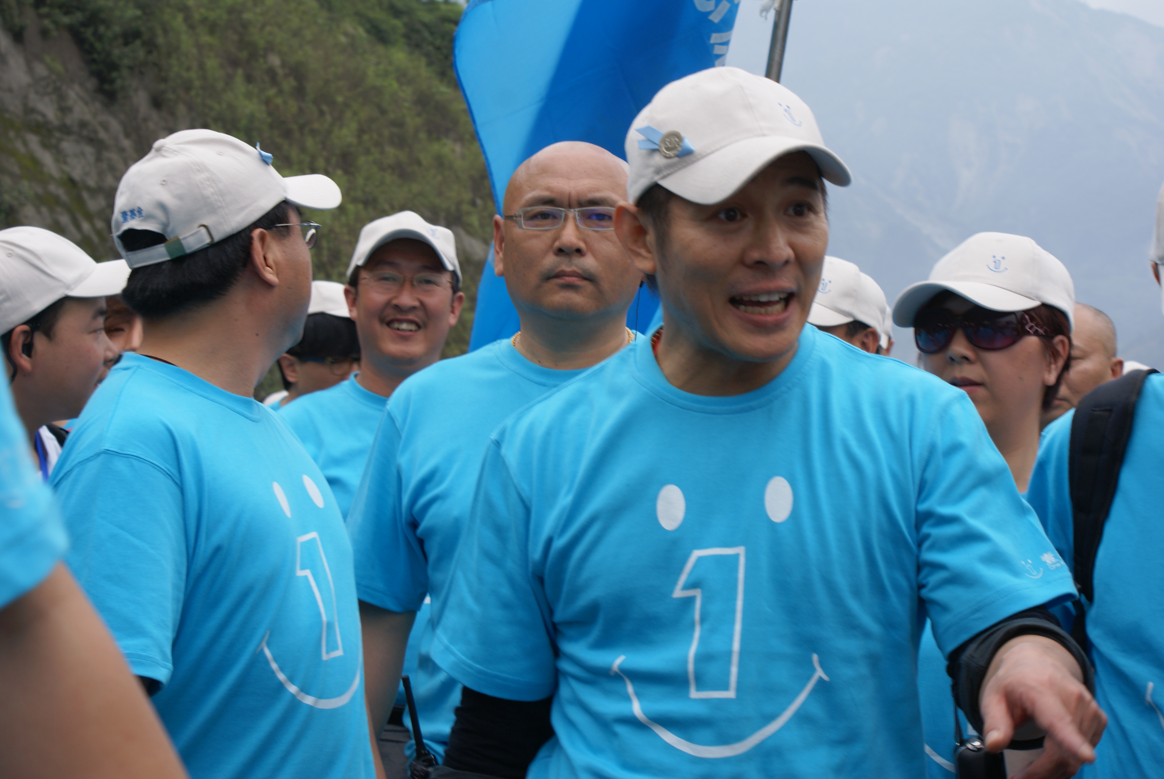 汶川特大地震映秀震中,央视网直播地震科普携手同行回放