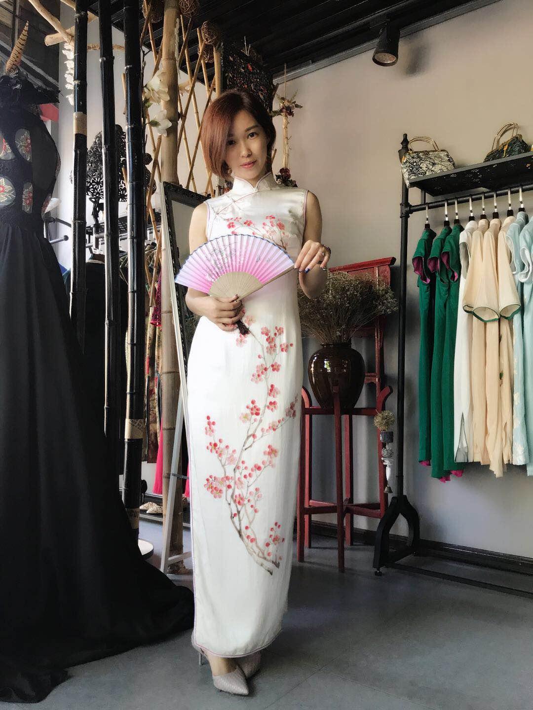 女dj穿旗袍打碟,旗袍美女dj