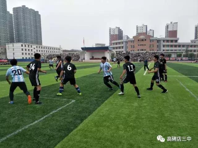世界杯校园足球展示,青少年足球联赛精彩瞬间