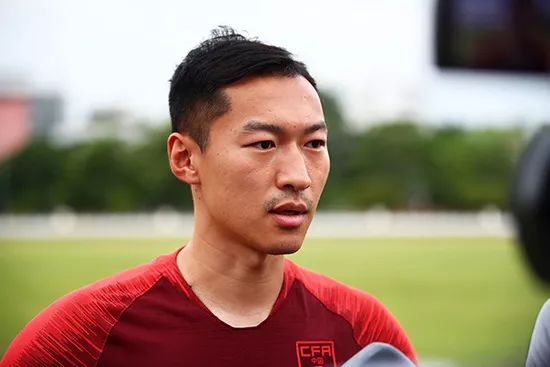 “新人”不新“老将”不老中国男足备战泰国加紧磨合