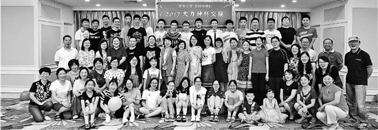 相聚别离是人生永远完不成的课题,分离和相聚是人生常态