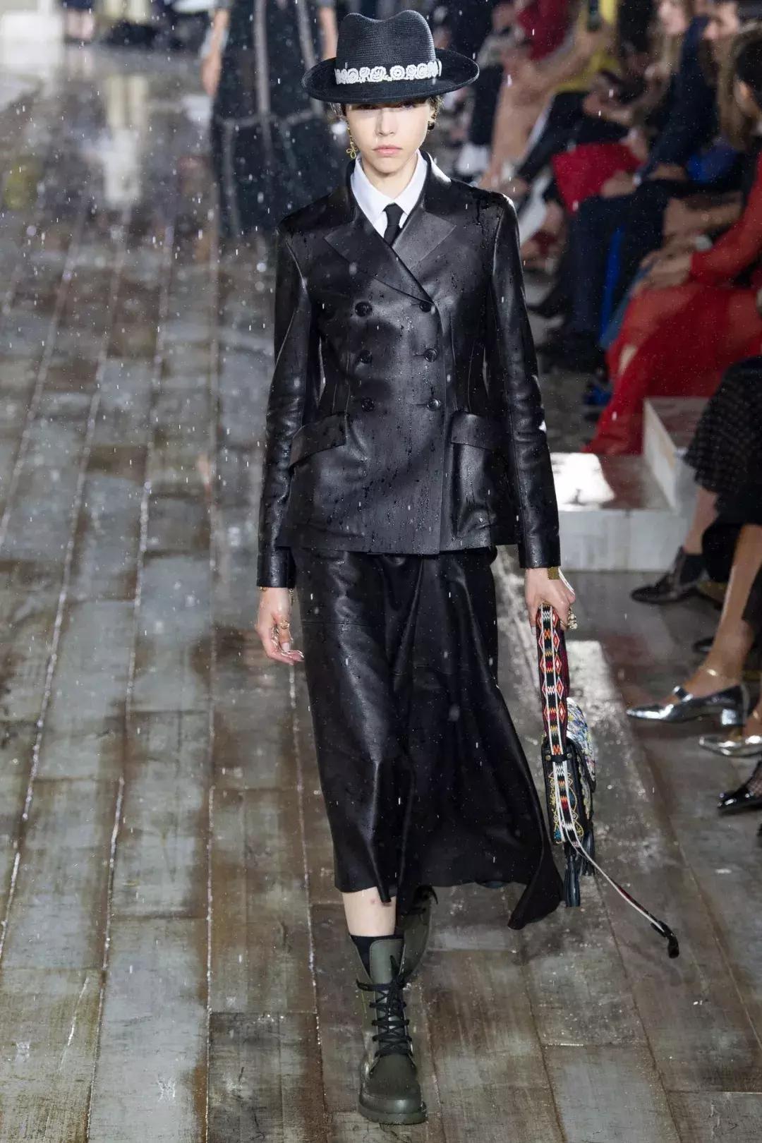 各大奢侈品牌新年限定,2019最奢侈爆款大牌