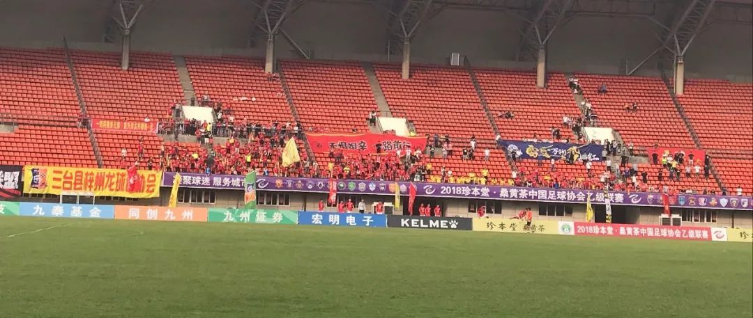 四川足球比赛氛围,四川足球最新消息今天