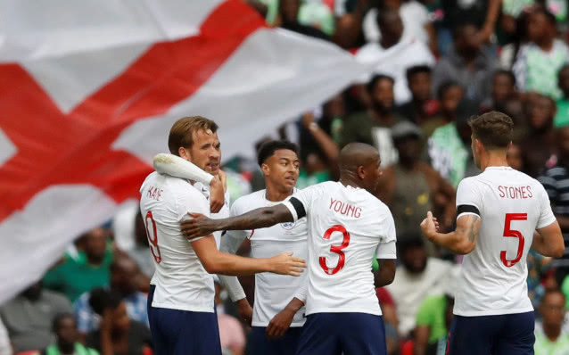 6月3日世界杯英格兰日报：首发阵型初见端倪前场四人组有多凶？