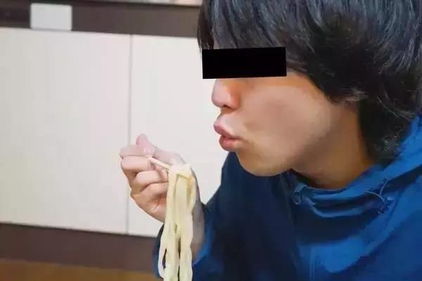 岛国真会玩——自制吹气娃娃，真是寂寞如雪啊！