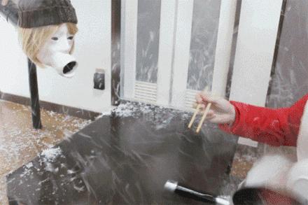 岛国真会玩——自制吹气娃娃，真是寂寞如雪啊！