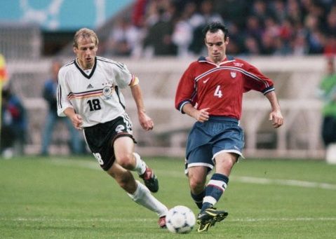 世界杯战役完整版,世界杯经典战役1998