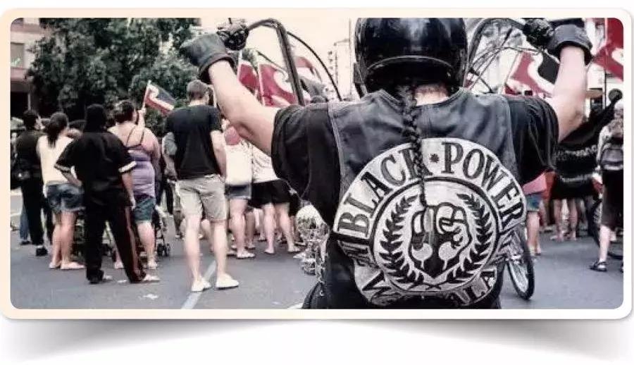 新西兰黑帮与日本黑帮,新西兰黑帮服装