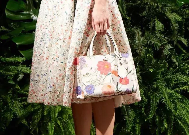 你的少女时代，有没有过一只KateSpade？