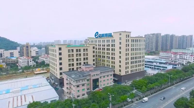 小微企业成长故事完整版,小微企业户外成长故事