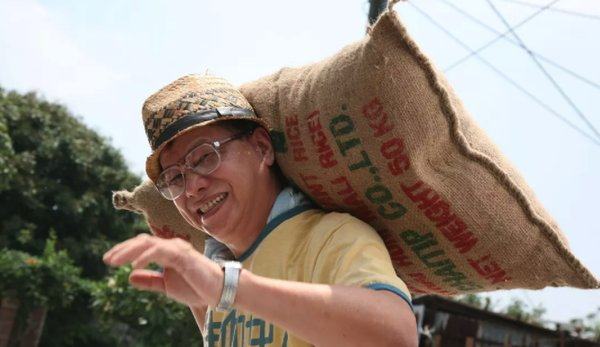 演艺圈四小龙,华语影视圈四小花旦