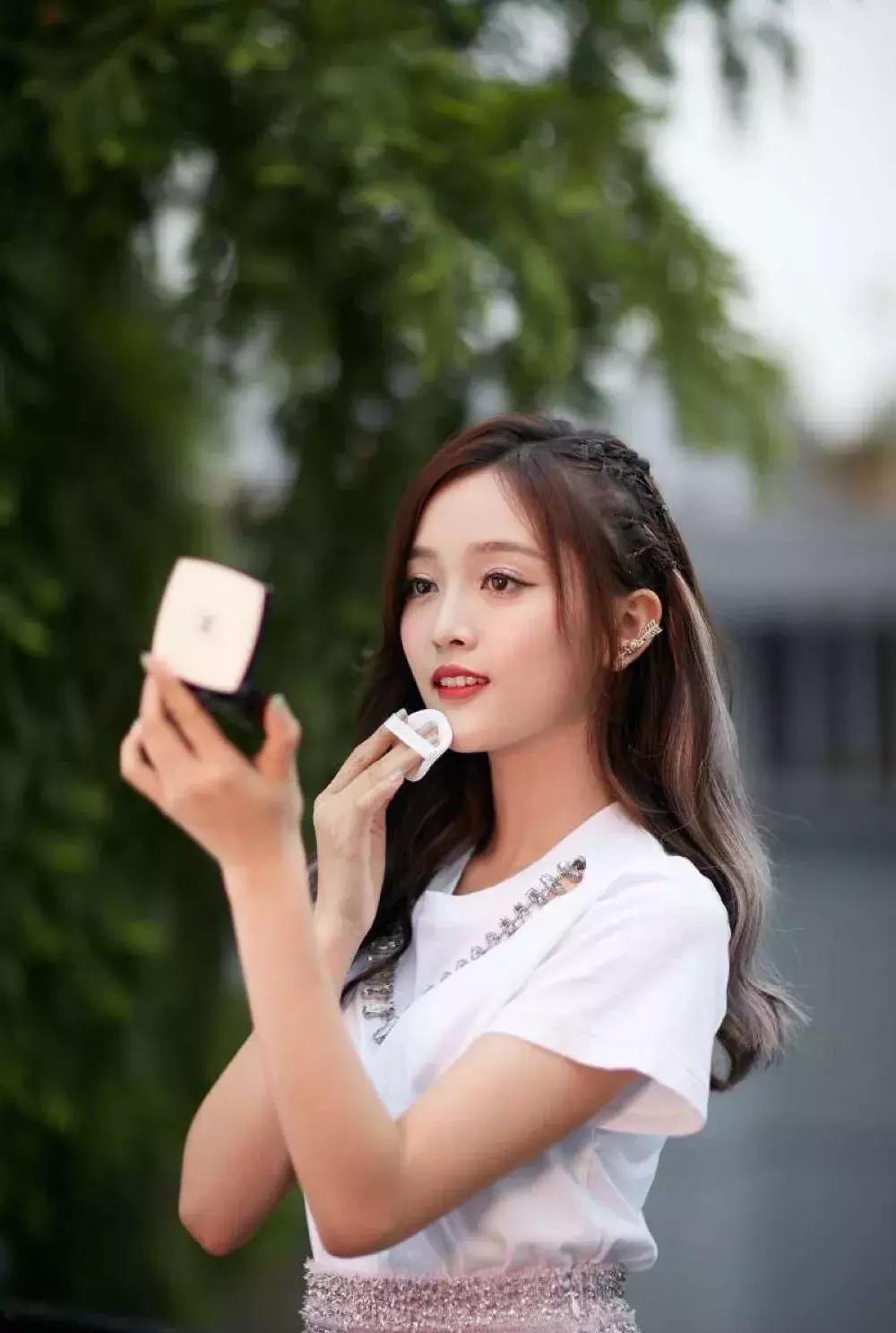 101小姐姐们的裸妆，你该pick一下！（可能你就是102了呢）