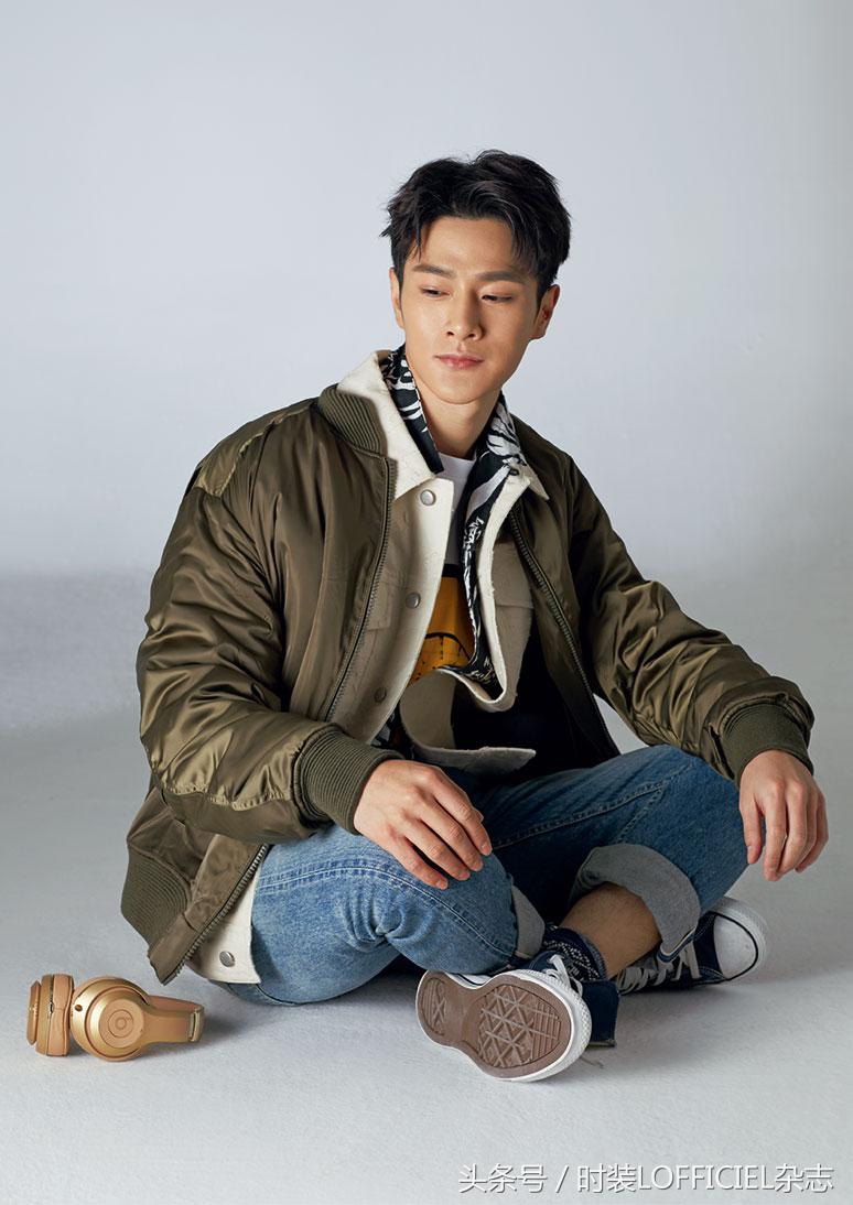 bomber夹克怎么穿有高级感,bomber夹克基础款