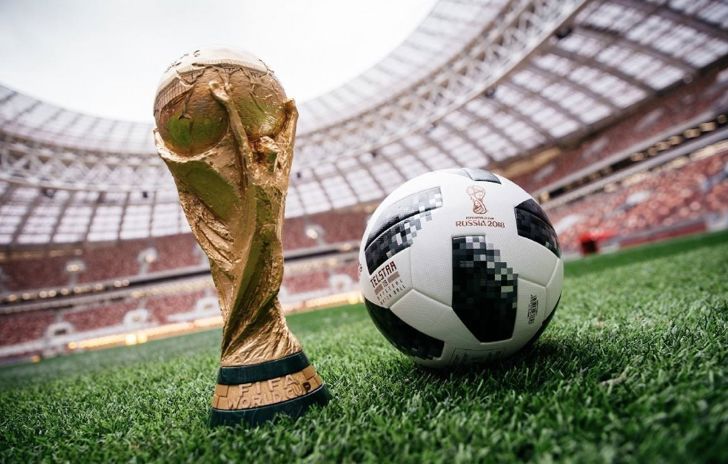 世界杯最热门球星c罗2022年视频,c罗最好的车是哪个