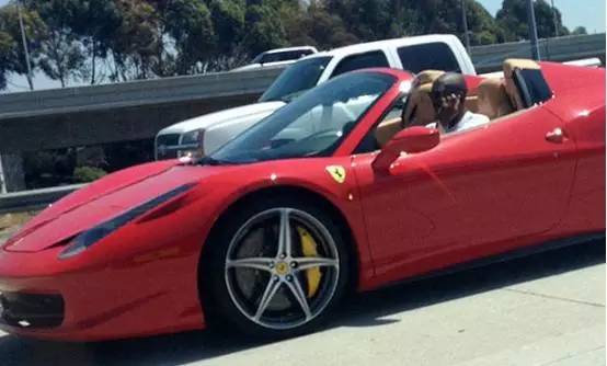 科比詹姆斯球星,科比宠爱詹姆斯