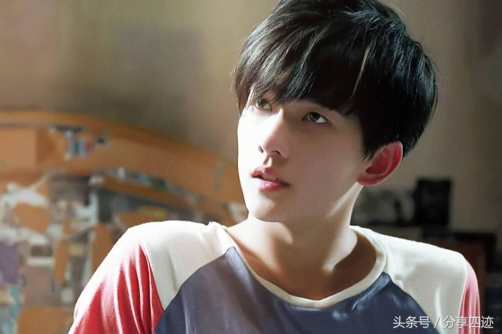 世界杯不看球技看脸就行,世界杯期间不看球的人活得更好