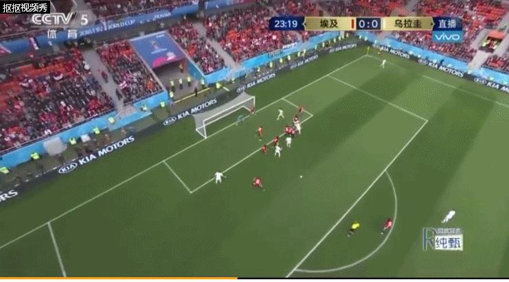 苏亚雷斯吐饼集锦,苏亚雷斯吐饼