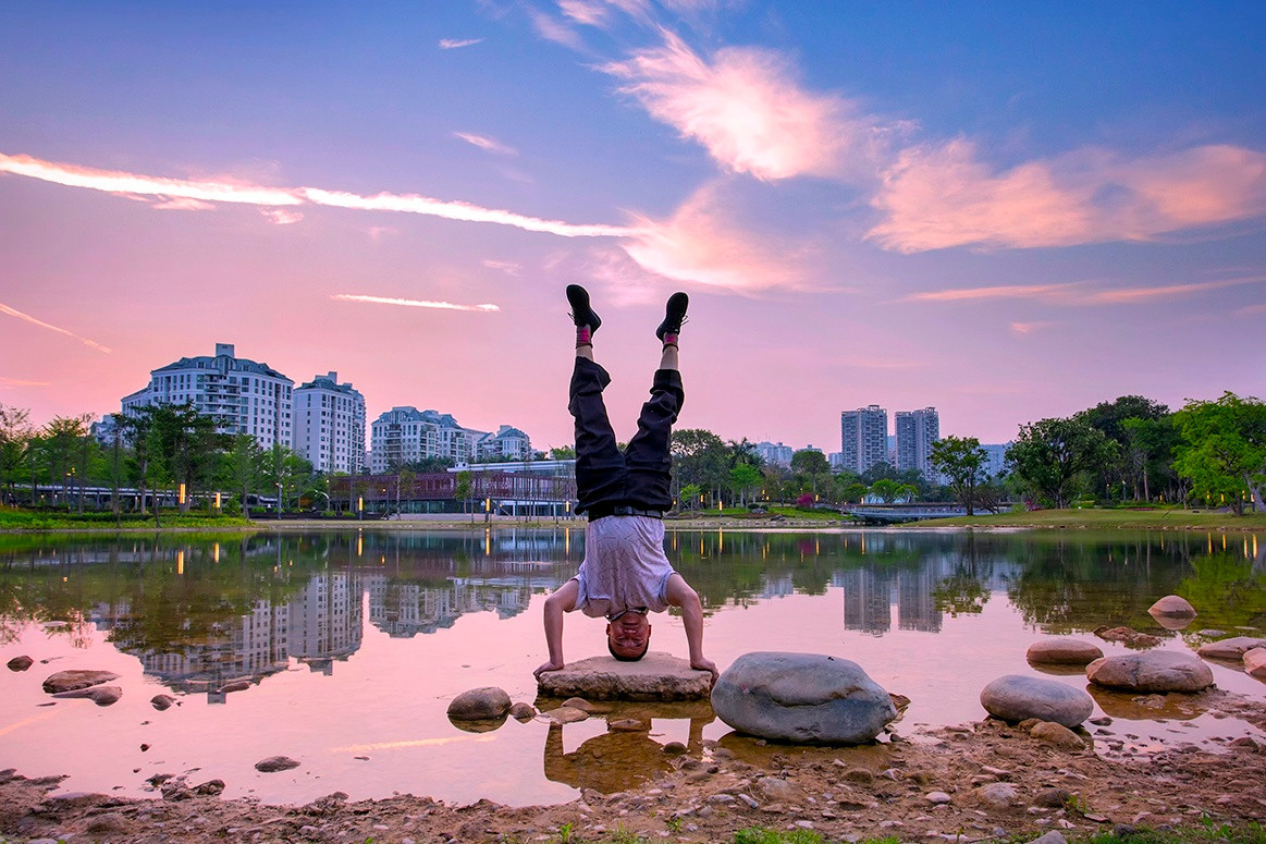 世界杯头顶球集锦,世界杯看少林足球
