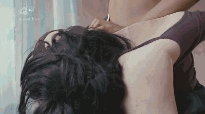 这个超爱性幻想的疯狂女主,竟能成为励志导师!