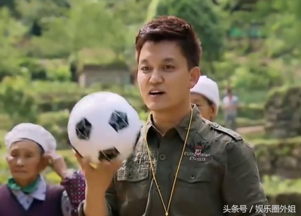 黄磊打篮球,黄磊看球