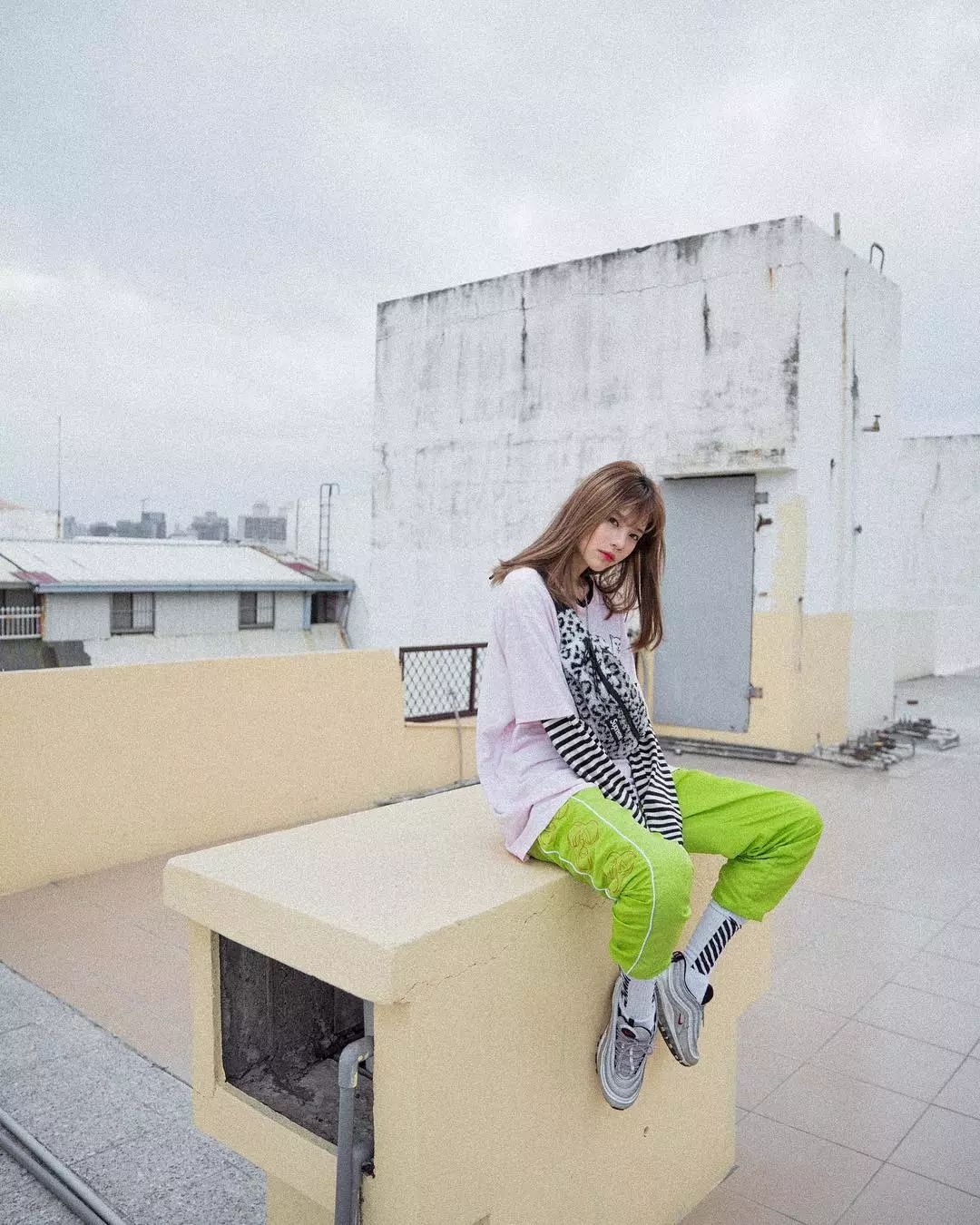 壁池丨这位台湾潮女的22个LOOK，值得你女朋友学习！