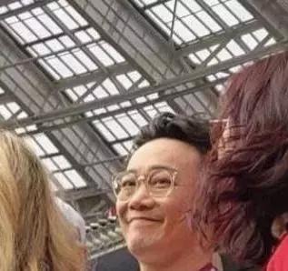 陈奕迅世界杯现场完整版,陈奕迅世界杯获奖视频