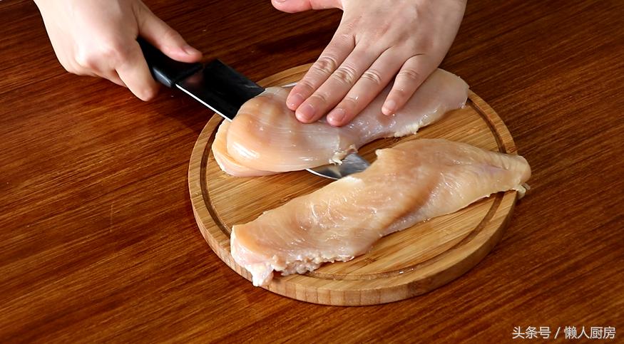 教你在家炸鸡排,没吃完的炸鸡排该怎么做才好吃