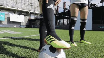 世界杯经典战靴,劲话论