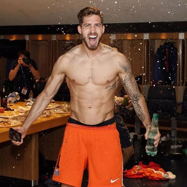 行走荷尔蒙球星,行走的荷尔蒙球星集合