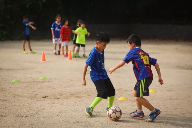 去不了欧洲杯的现场,世界杯足球场中国广州