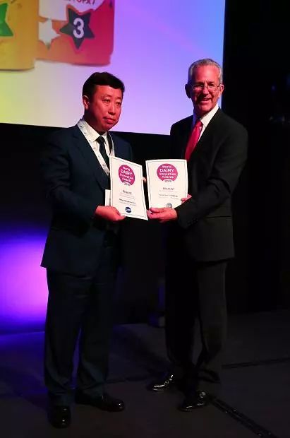 关注丨连续入围创新大奖飞鹤成全球乳品峰会婴儿奶粉唯一发声代表