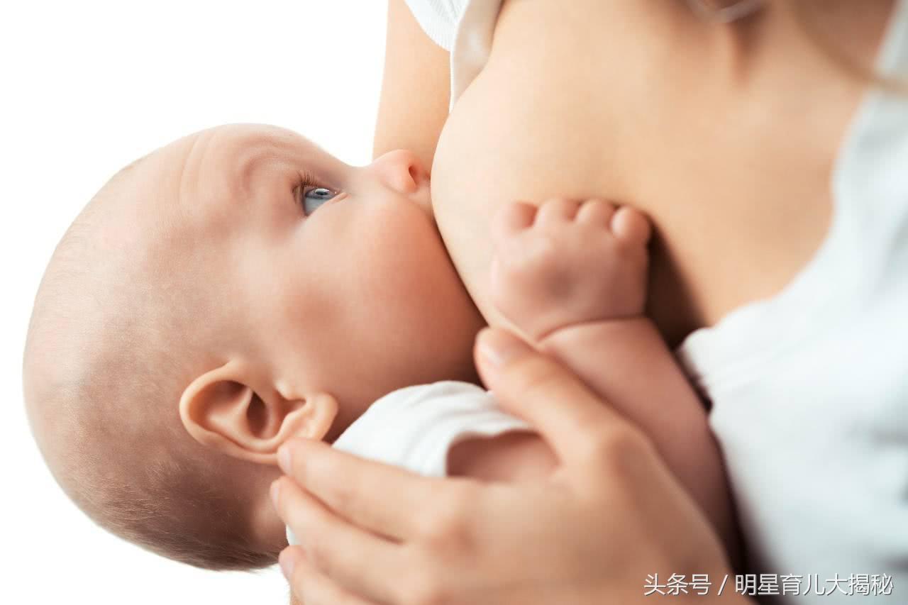 五个月宝宝吐奶要不要喂妈咪爱,5个月宝宝吐奶后还需要再喂奶吗