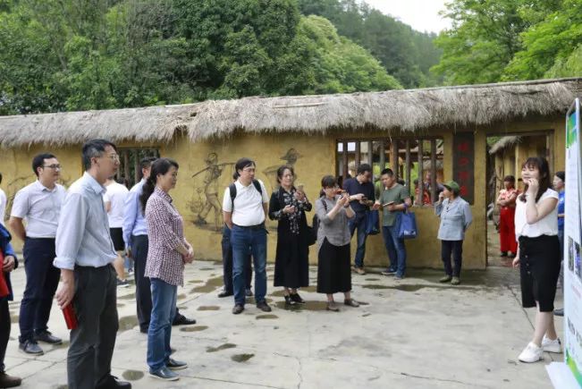 2024年重庆社会工作者报名条件,重庆社会工作专业英才计划