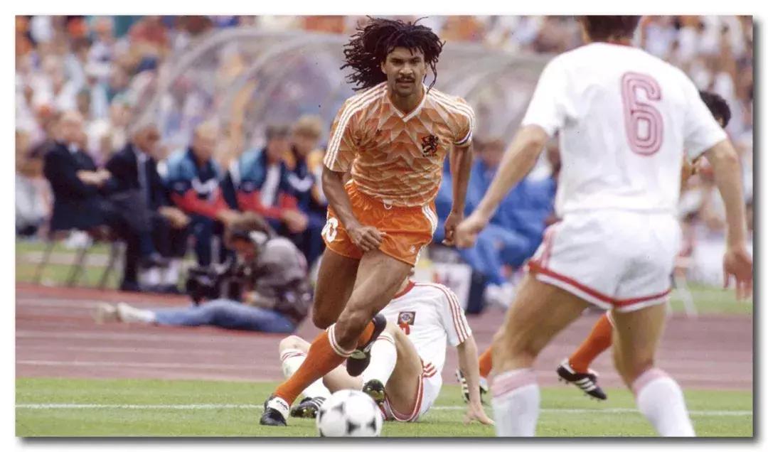 发型心理学,足球运动员发型重要性