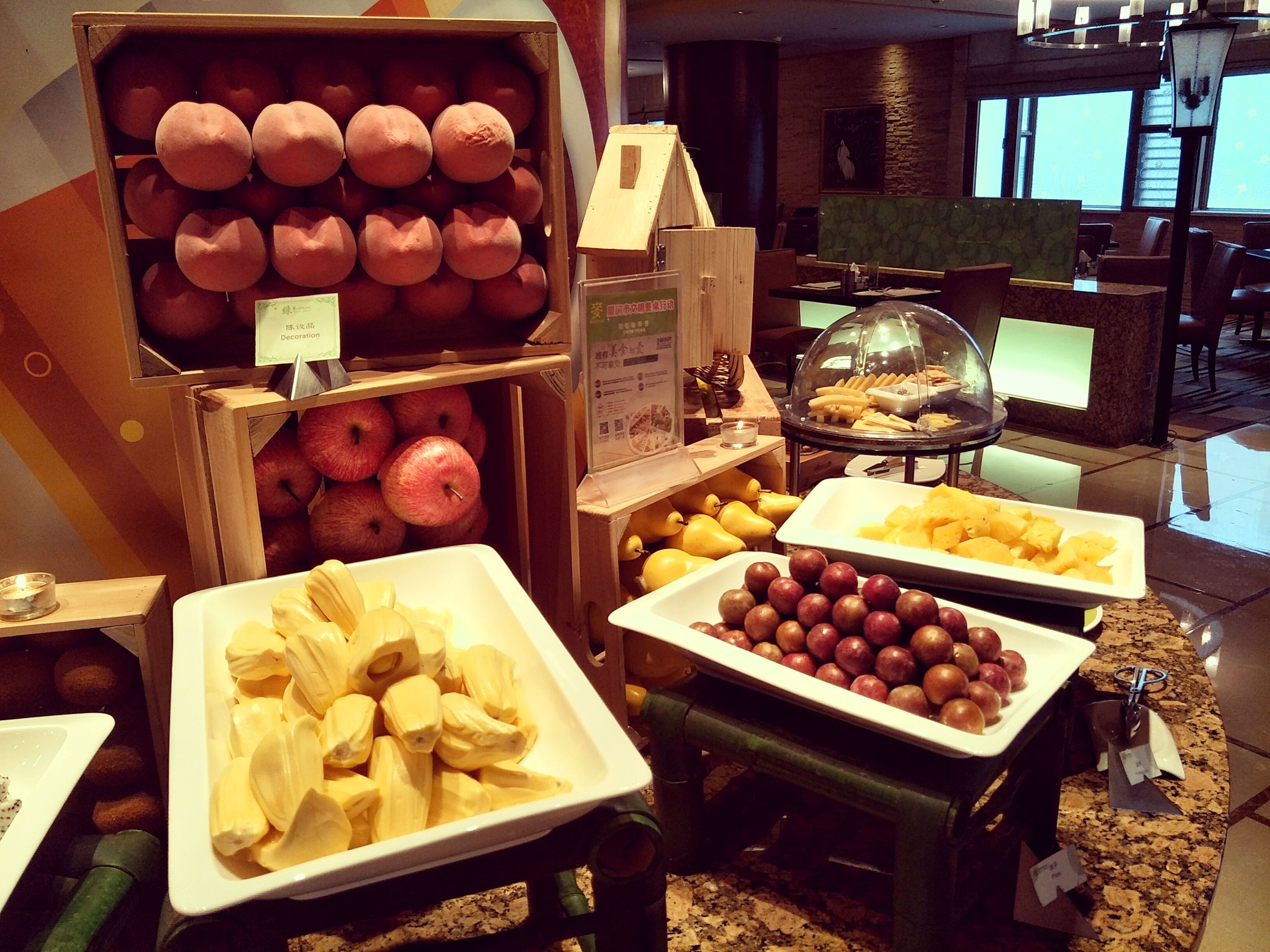 夏天就是啤酒烧烤小龙虾的季节,夏天的正确打开方式大排档