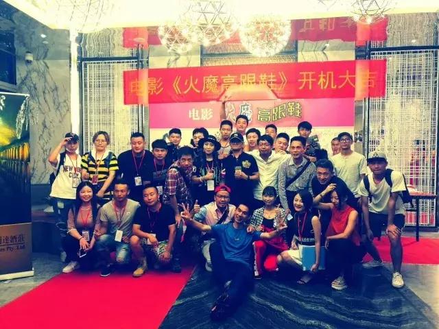 30岁转行化妆师,化妆师转行做销售