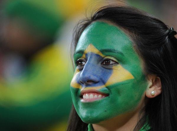 那些科学无法解释的进球,稍微不关注球就进了