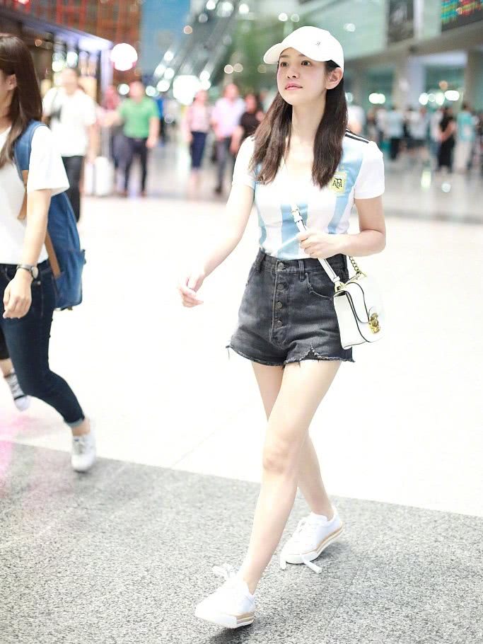 陈晓直播飞吻陈妍希,陈妍希世界杯