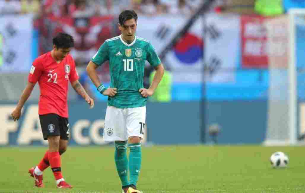 德国队史最耻辱的一次,厄齐尔为什么退出了德国队